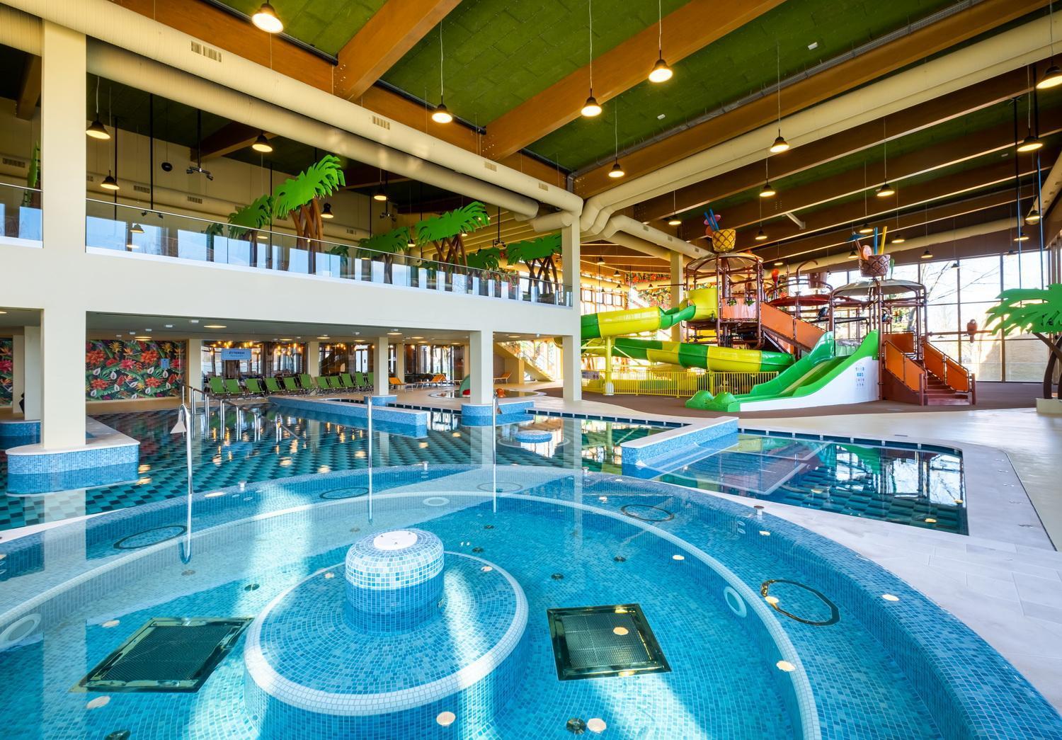 Moevenpick Balaland Resort Lake Balaton Szántód Buitenkant foto