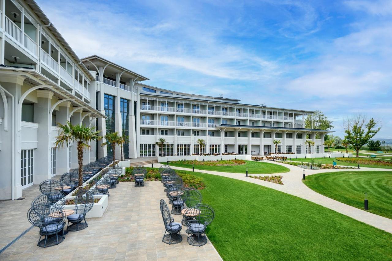 Moevenpick Balaland Resort Lake Balaton Szántód Buitenkant foto